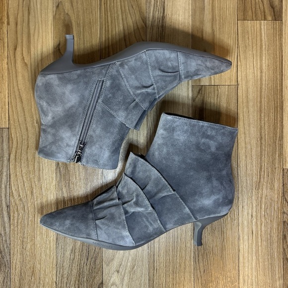 Aerosoles Womens 7.5 Loloa Suede Ankle Boot Bootie Gray Cottagecore Boho Ruffle - Picture 5 of 14